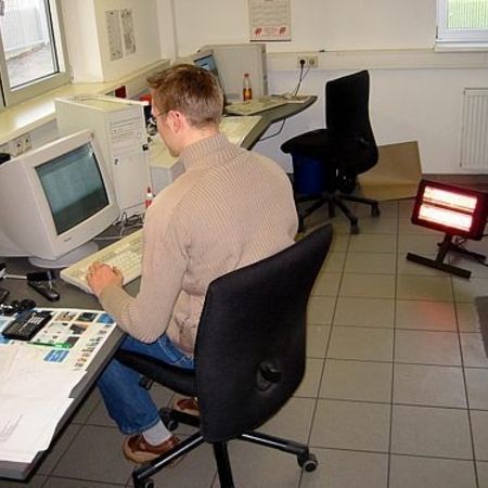 Infrarot-Heizstrahler in einem Büro